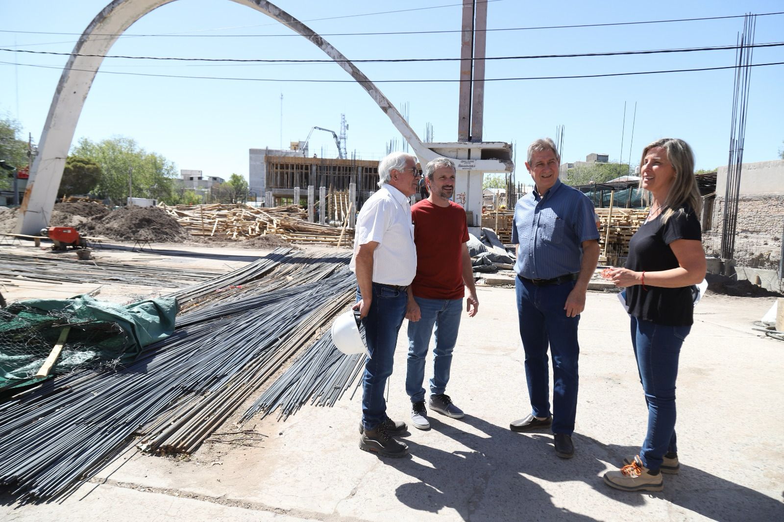 ANDREA FICHETTI ASUMIÓ COMO NUEVA SECRETARIA DE OBRAS PÚBLICAS DEL MUNICIPIO